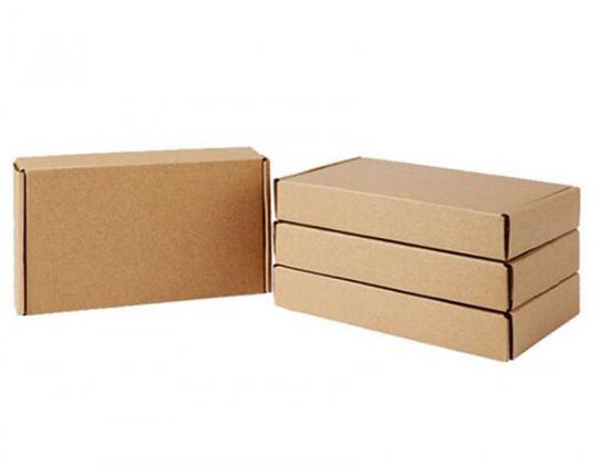 caja de envío kraft marrón